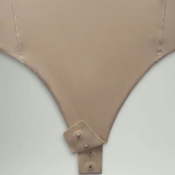 (6263) Wundermost Ultra-Soft Nulu Turtleneck Bodysuit in SMALL - Picture 3 of 9